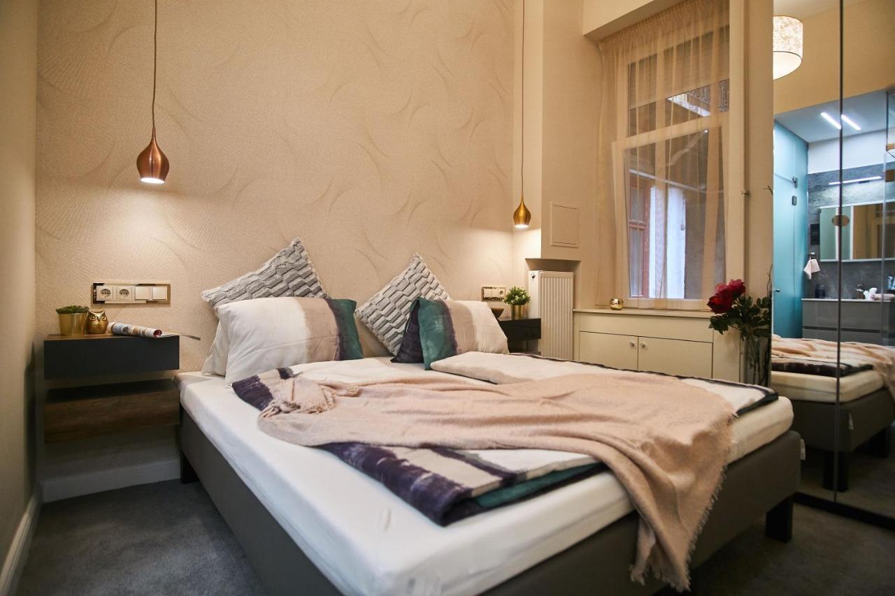 W18 Design Apartments - Budapest Downtown מראה חיצוני תמונה